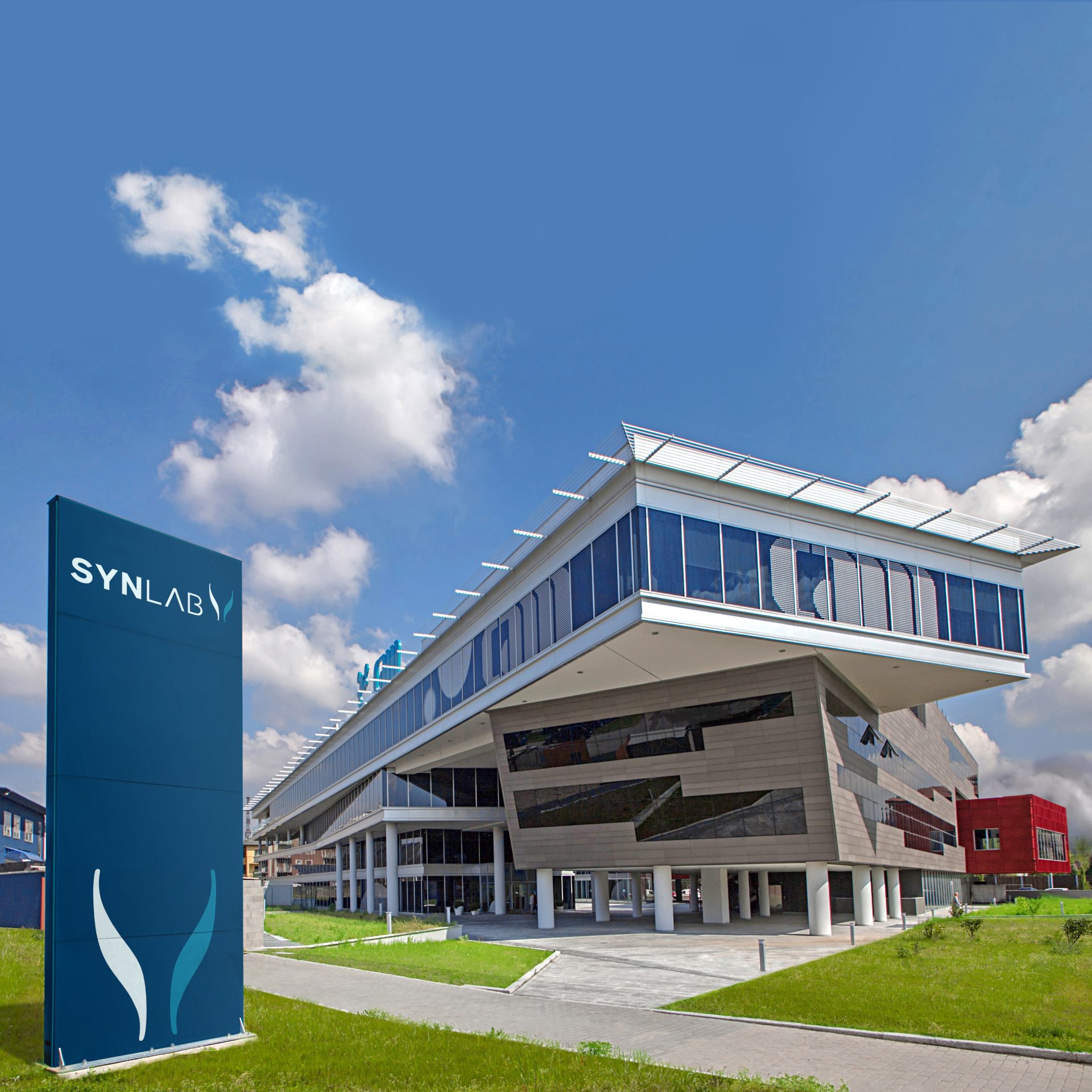 Chiusure estive delle strutture SYNLAB CAM Monza e Agrate Brianza